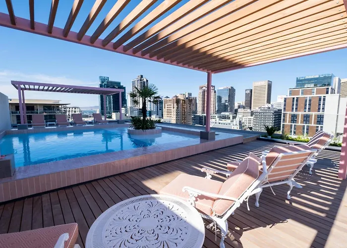 The Rose 405: Modern Studio Aprt With Rooftop Pool