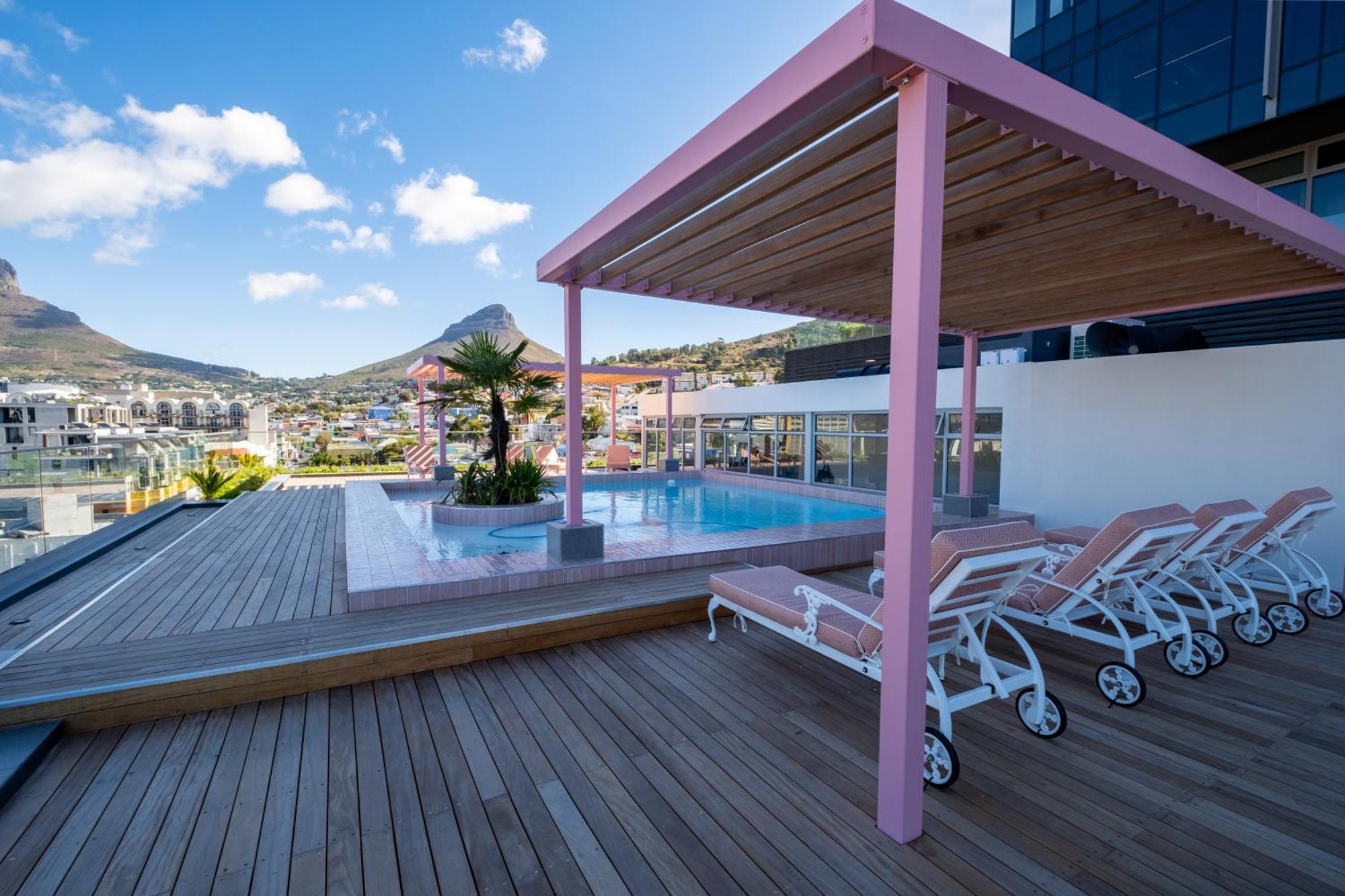 The Rose 405: Modern Aprt With Rooftop Pool Kaapstad