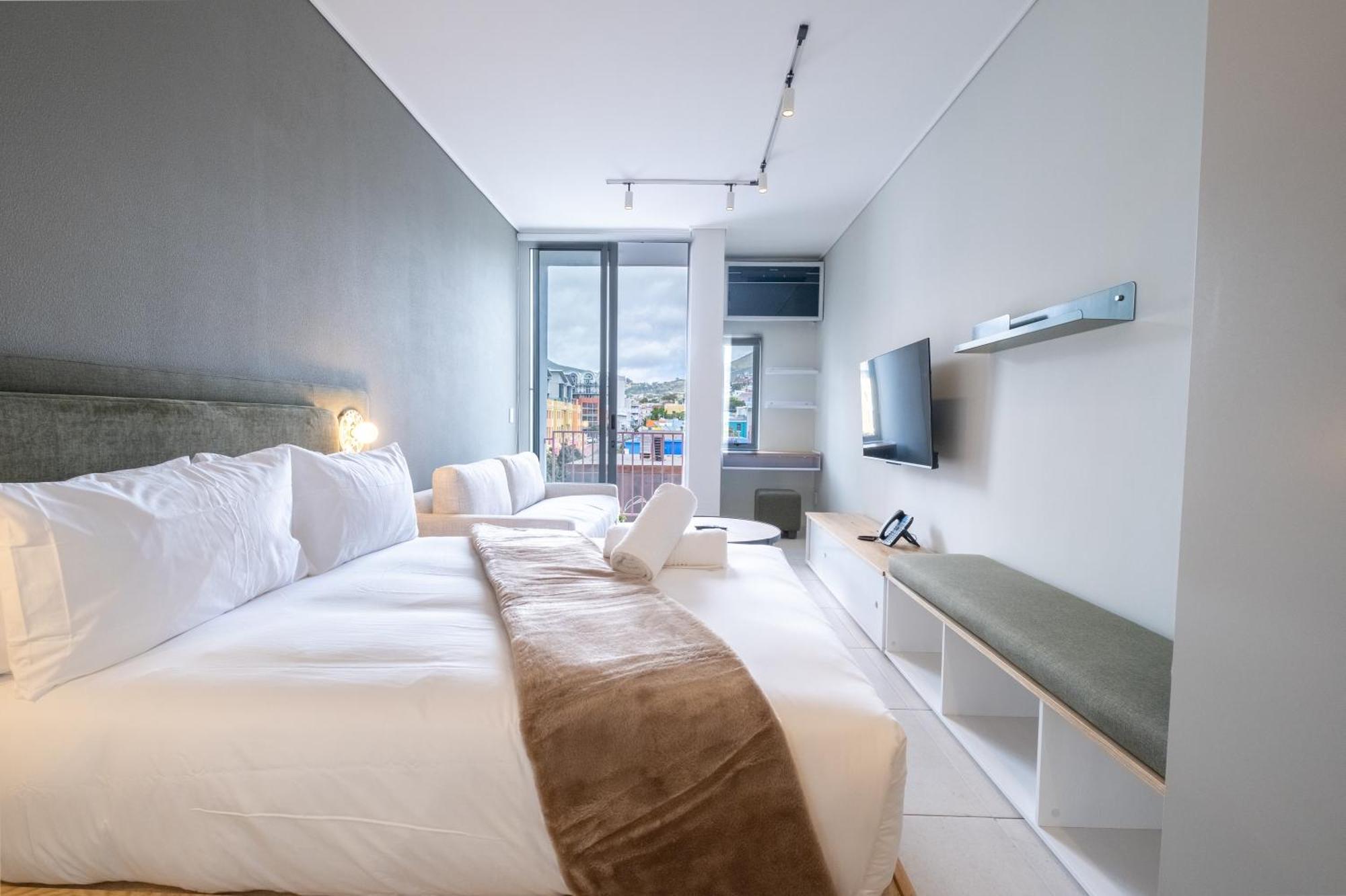 The Rose 405: Modern Aprt With Rooftop Pool * Kaapstad
